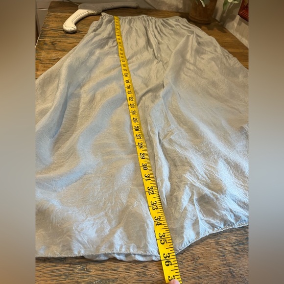 • Tendenze Light Grey Silk Maxi Skirt – Size M - Picture 6 of 9